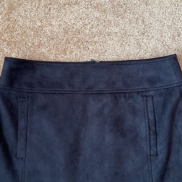 LOFT Navy Faux Suede Skirt - Picture 2 of 8